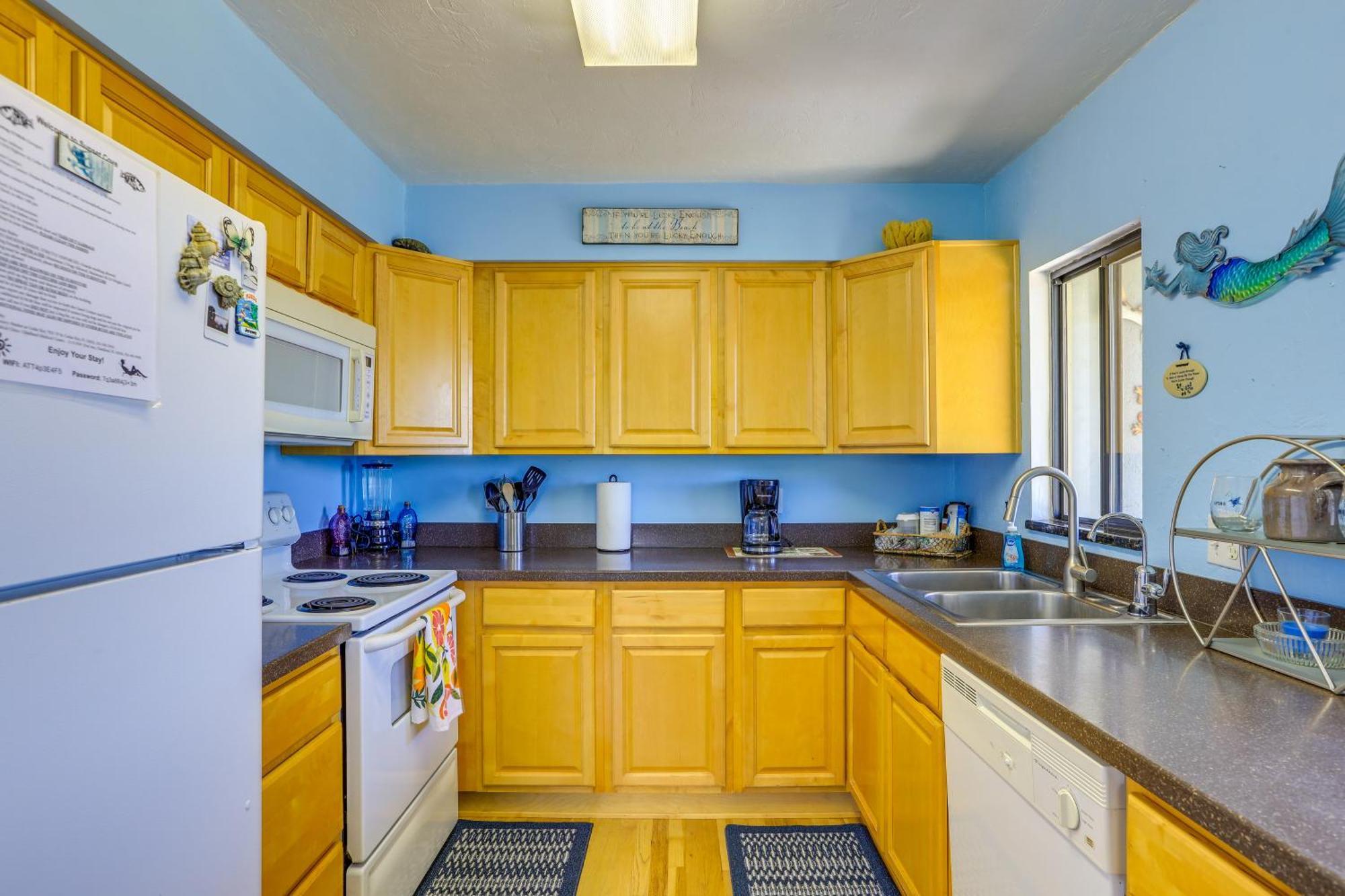Waterfront Cedar Key Duplex Home Grill And Dock! Buitenkant foto