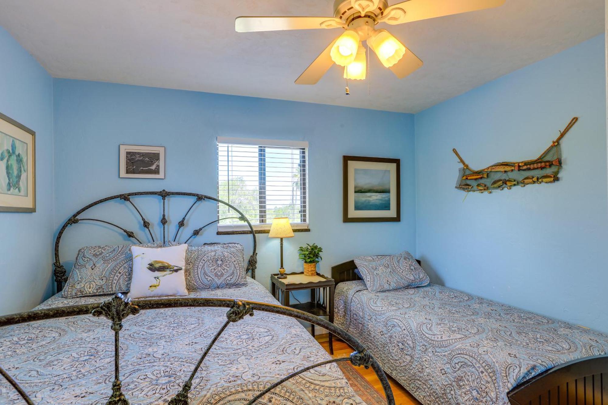 Waterfront Cedar Key Duplex Home Grill And Dock! Buitenkant foto